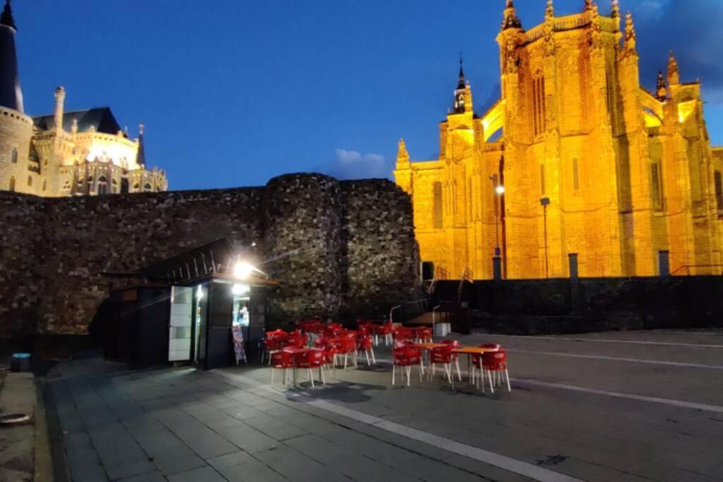 Los Sitios Асторга Экстерьер фото
