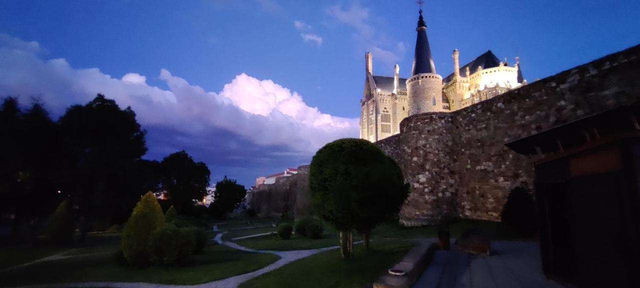Los Sitios Асторга Экстерьер фото